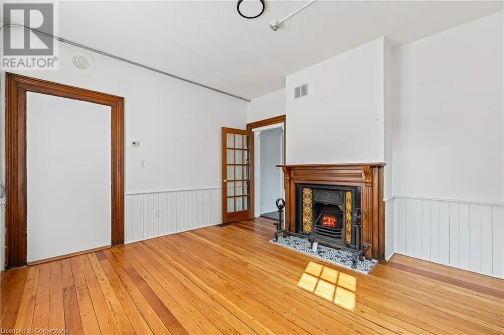 13 MOUNTAIN Street Unit# 4, #4