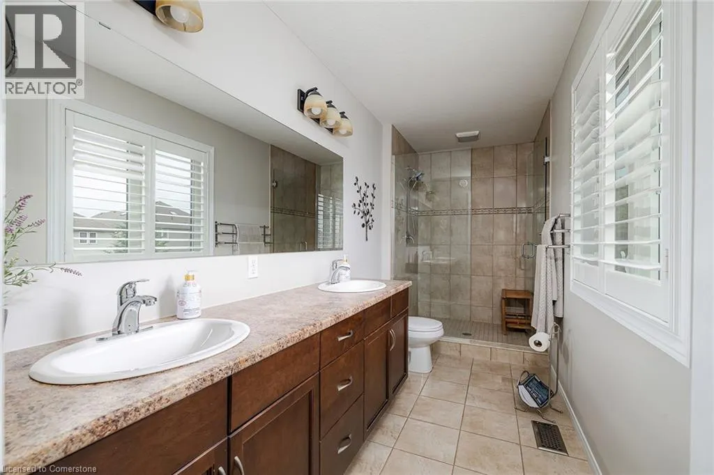 31 TOWNSEND Drive Unit# 18, #18