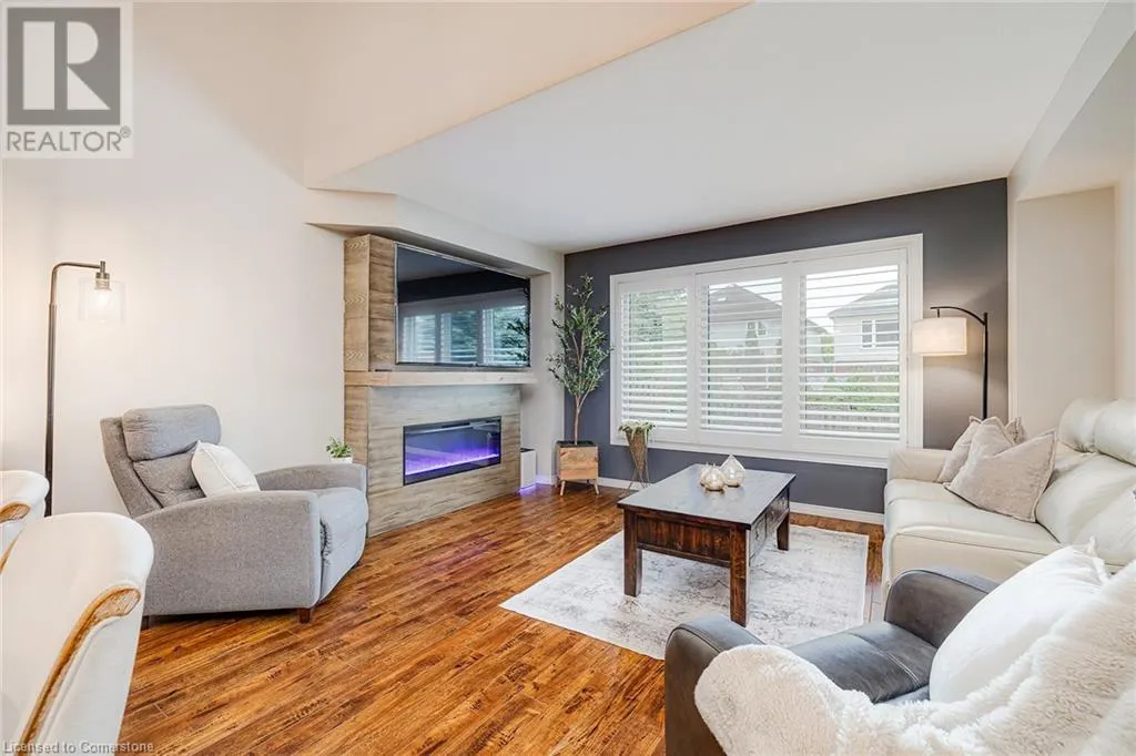 31 TOWNSEND Drive Unit# 18, #18