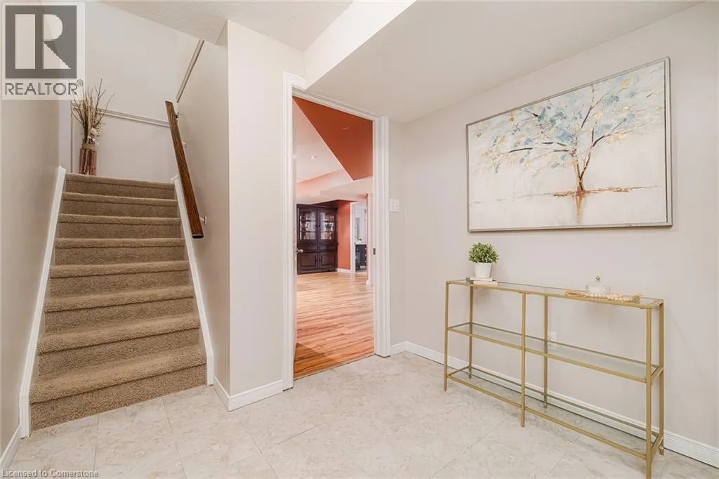 31 TOWNSEND Drive Unit# 18, #18