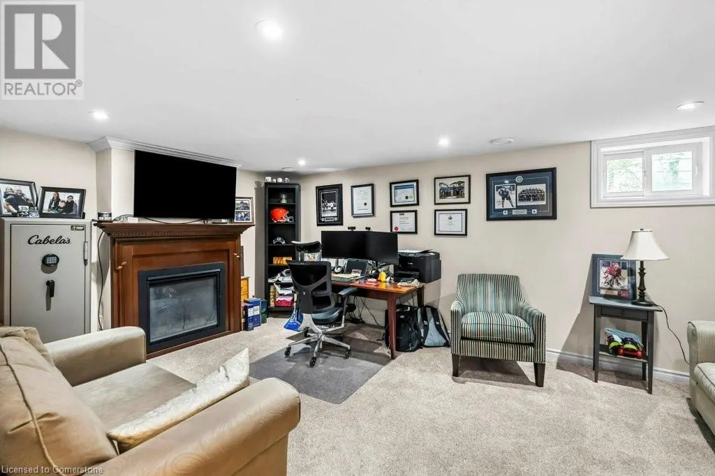 52 PARKSIDE Avenue