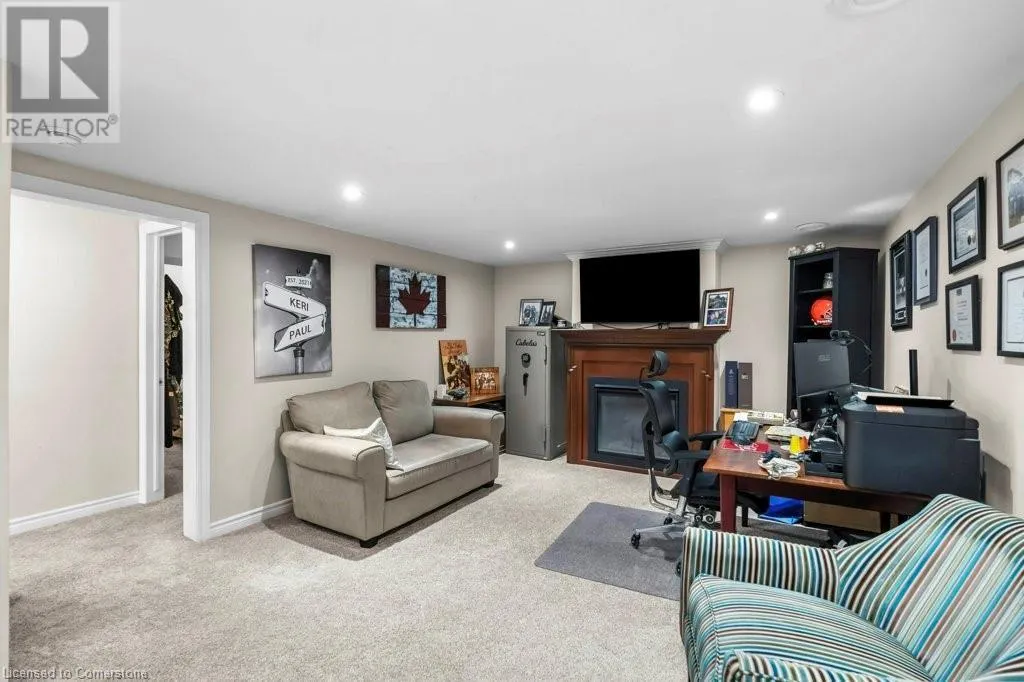 52 PARKSIDE Avenue