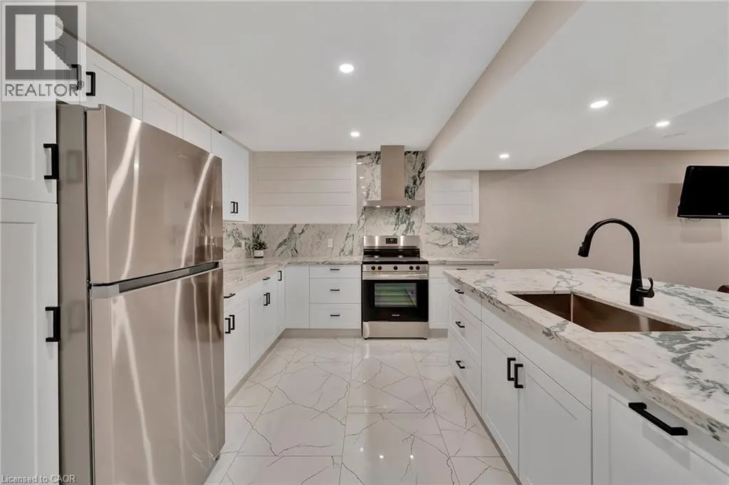 441 SCENIC Drive