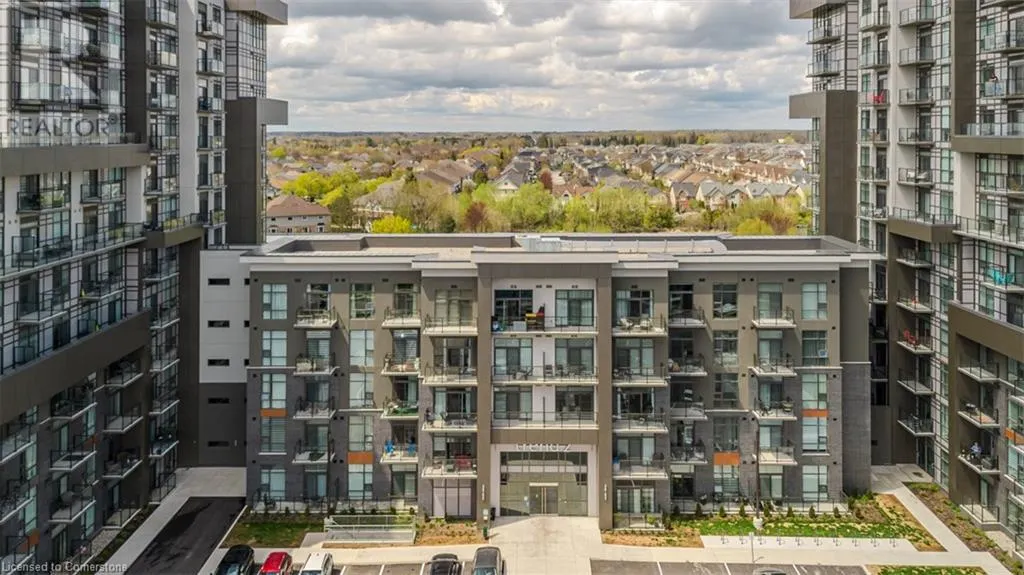 460 DUNDAS Street E Unit# 705, #705