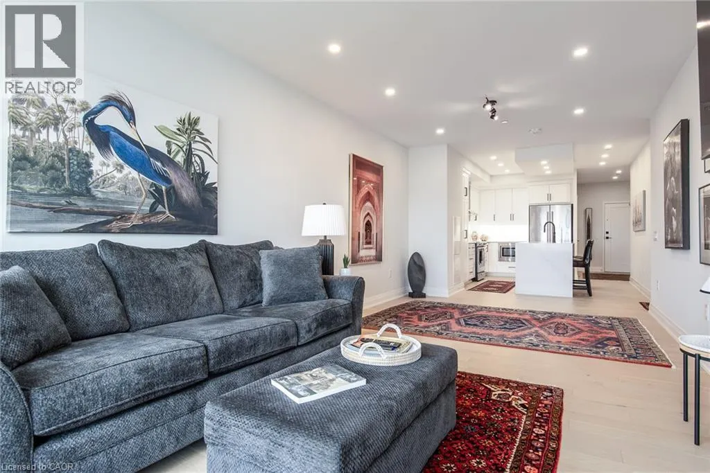 71 WYNDHAM Street S Unit# 1106, #1106