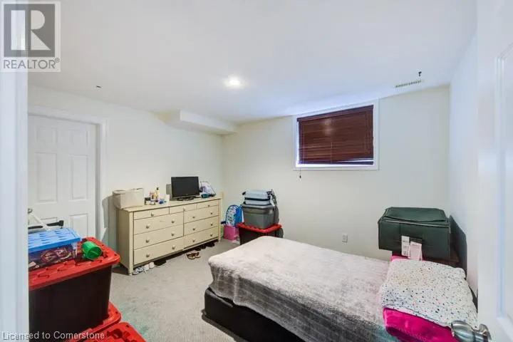 979 QUEENSBOROUGH Court