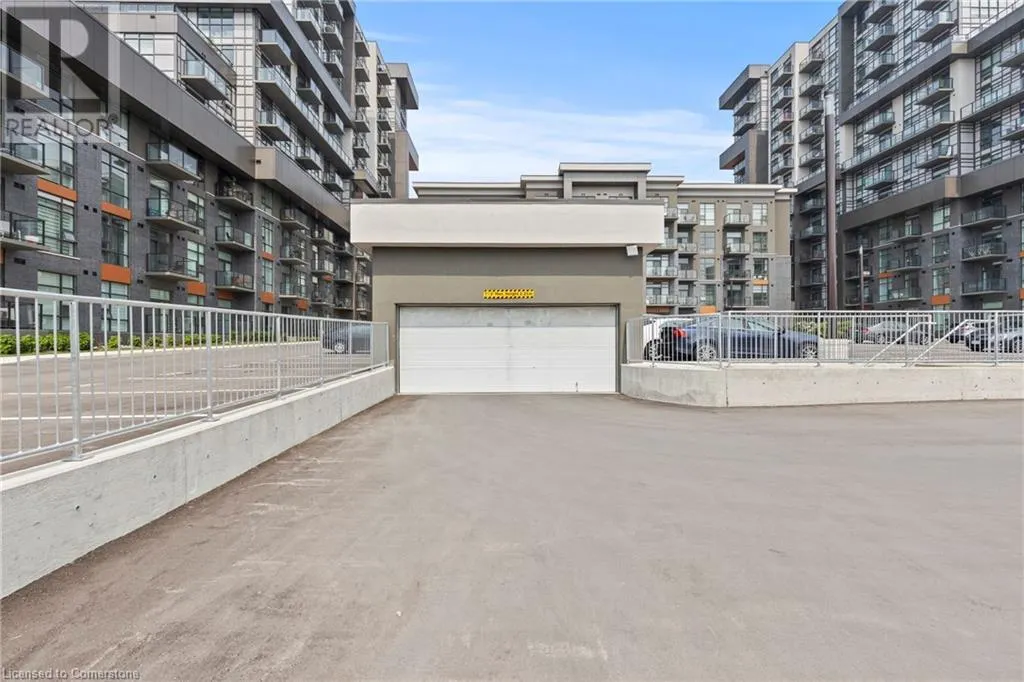 460 DUNDAS Street E Unit# 433, #433