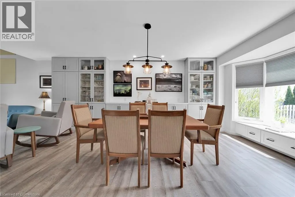 3 CLANSMAN Crescent