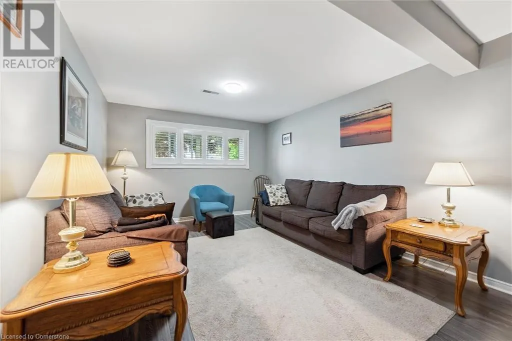 17 KEATING DR