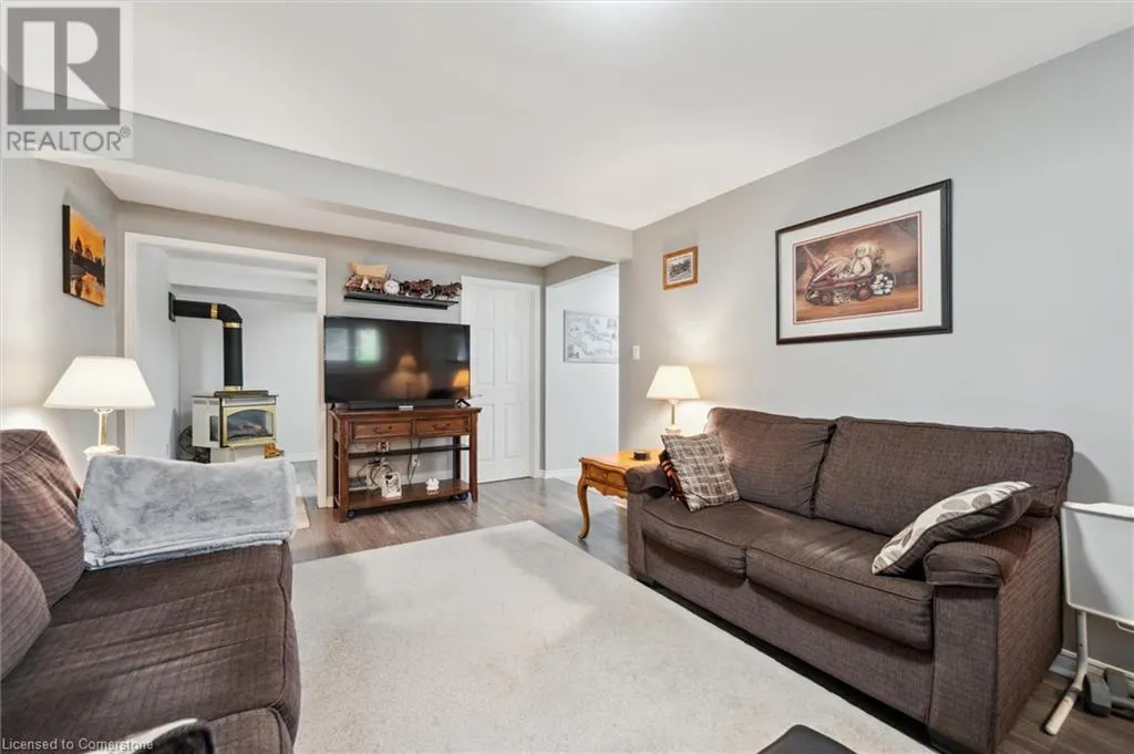 17 KEATING DR
