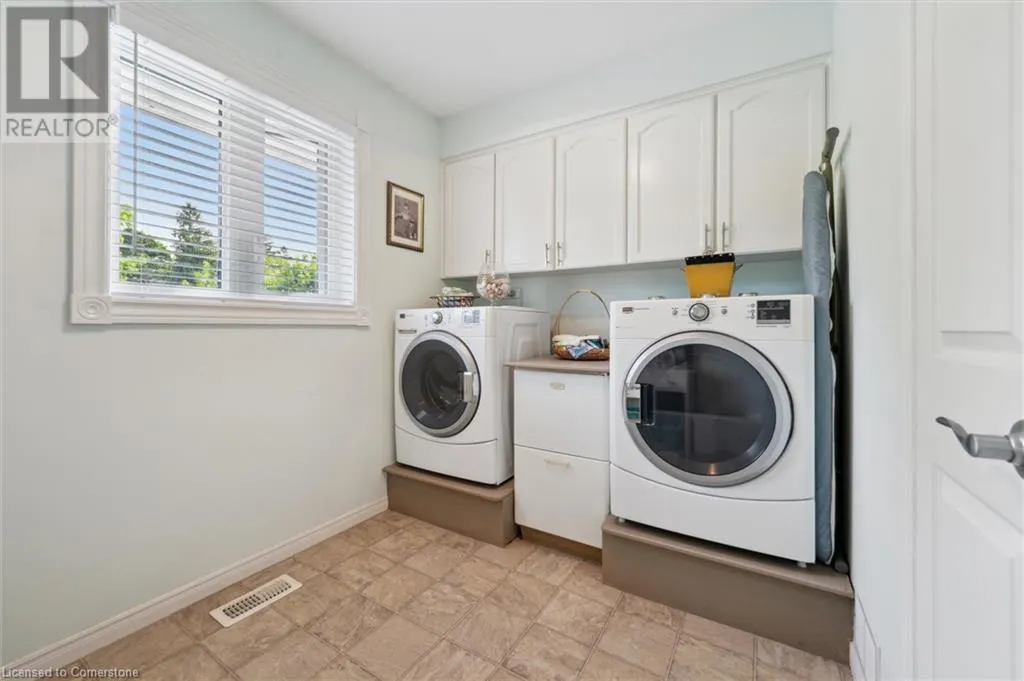 17 KEATING DR
