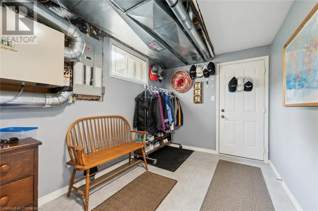 17 KEATING DR