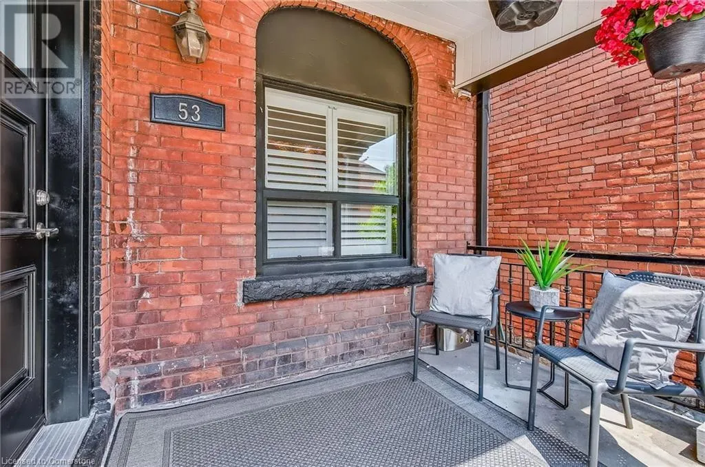 53 MURRAY Street E