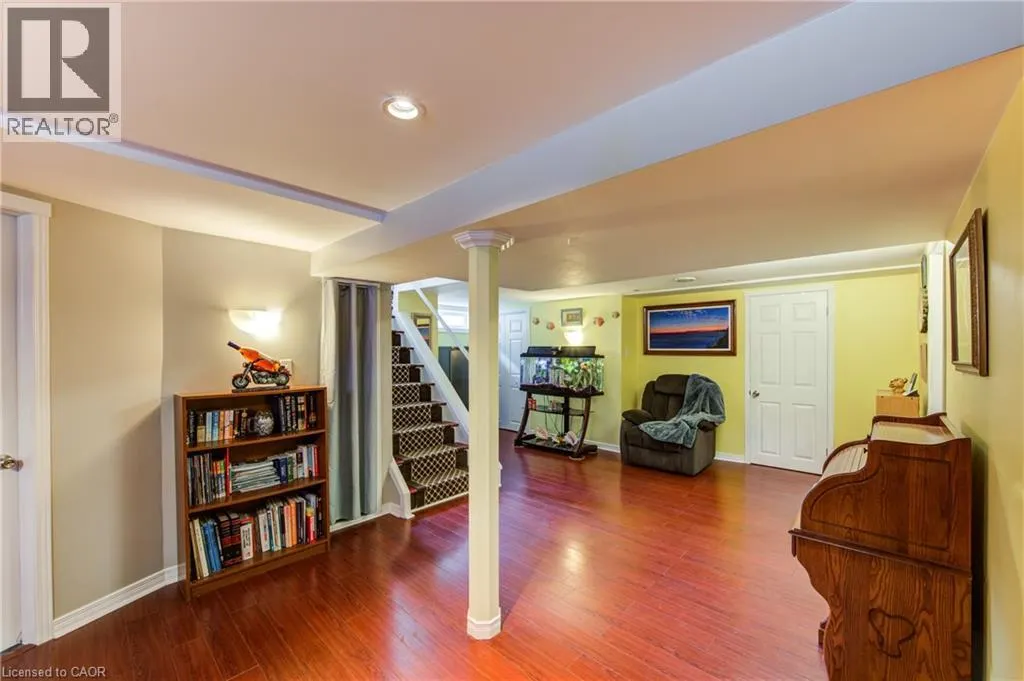317 SPENCER Street