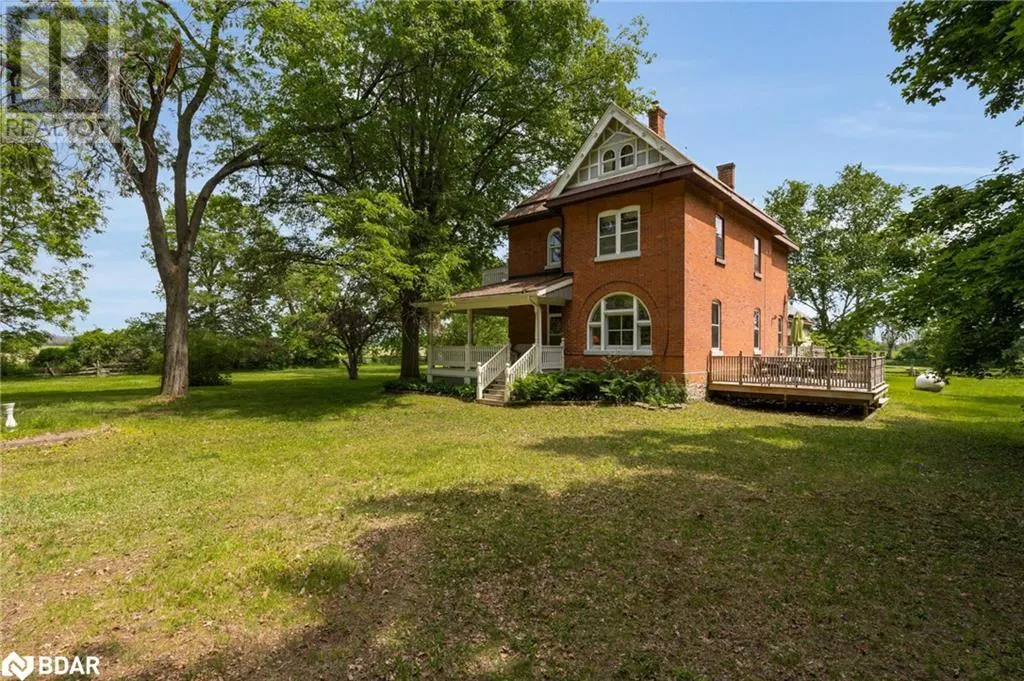 1407 FLOS 8 Road W