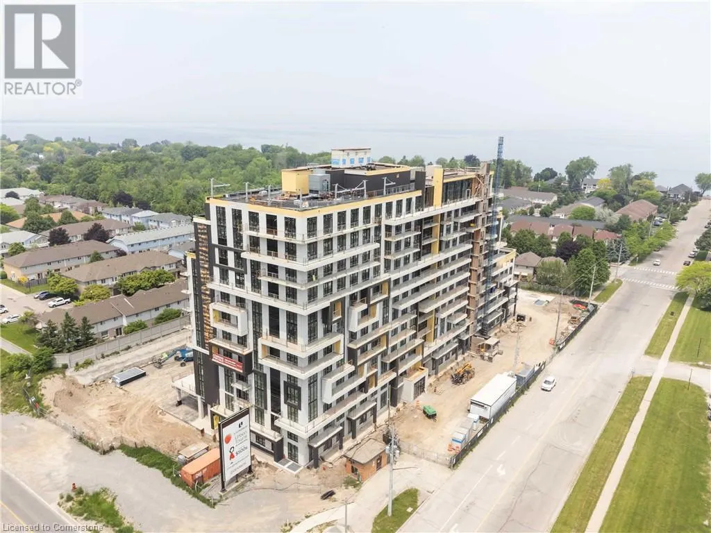 461 GREEN Road Unit# 523, #523