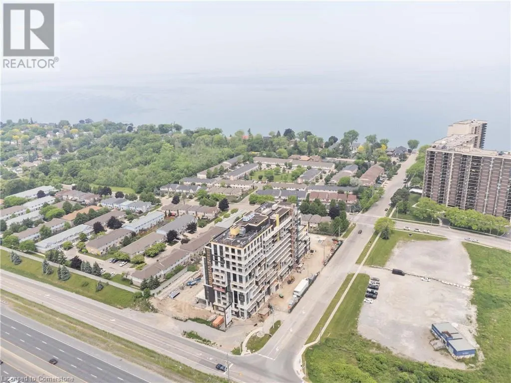 461 GREEN Road Unit# 523, #523