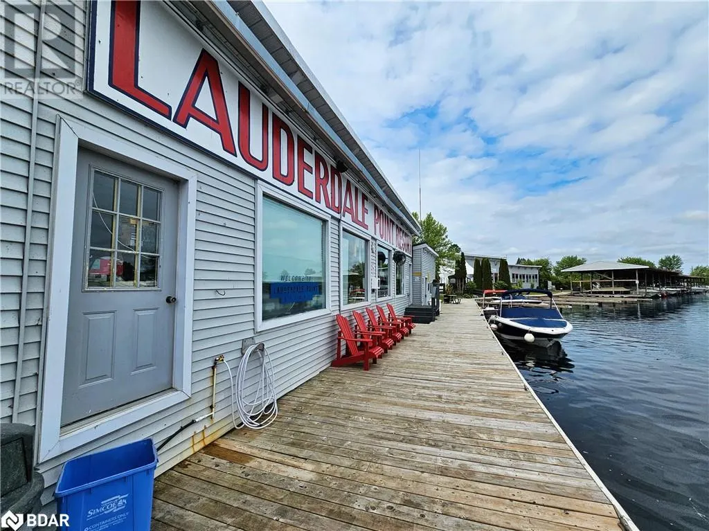 3500 LAUDERDALE POINT Crescent Unit# 17, #17