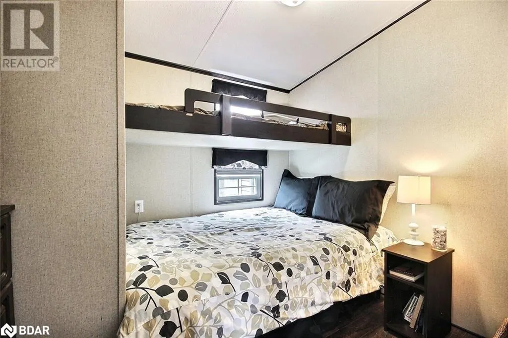 3500 LAUDERDALE POINT Crescent Unit# 17, #17