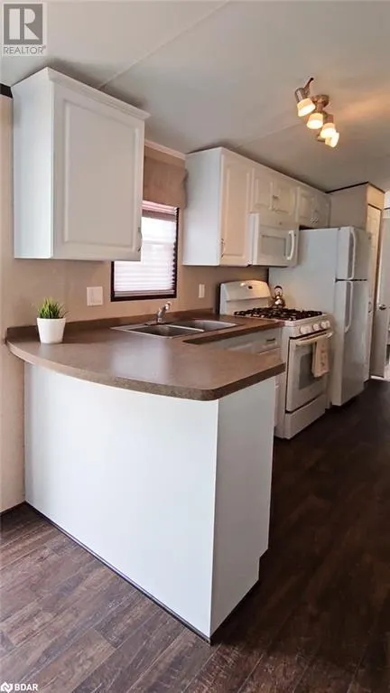 3500 LAUDERDALE POINT Crescent Unit# 17, #17
