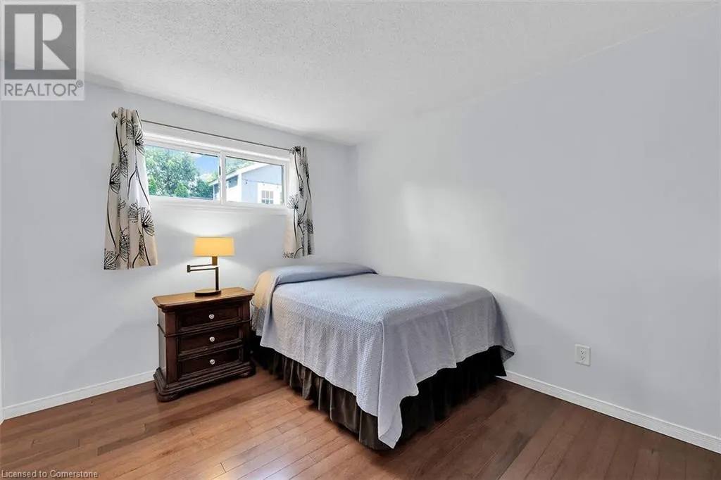 4 BING Crescent