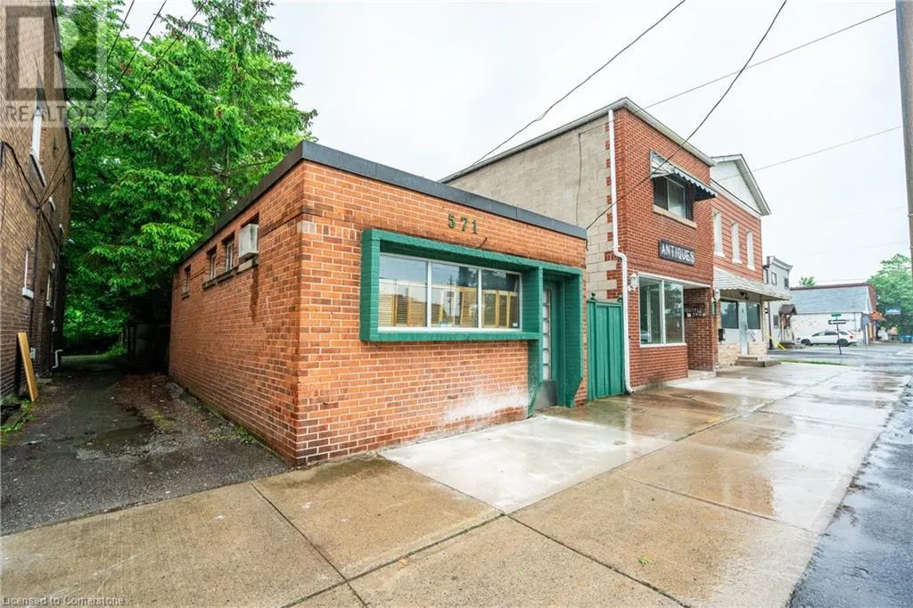 571 KING Street