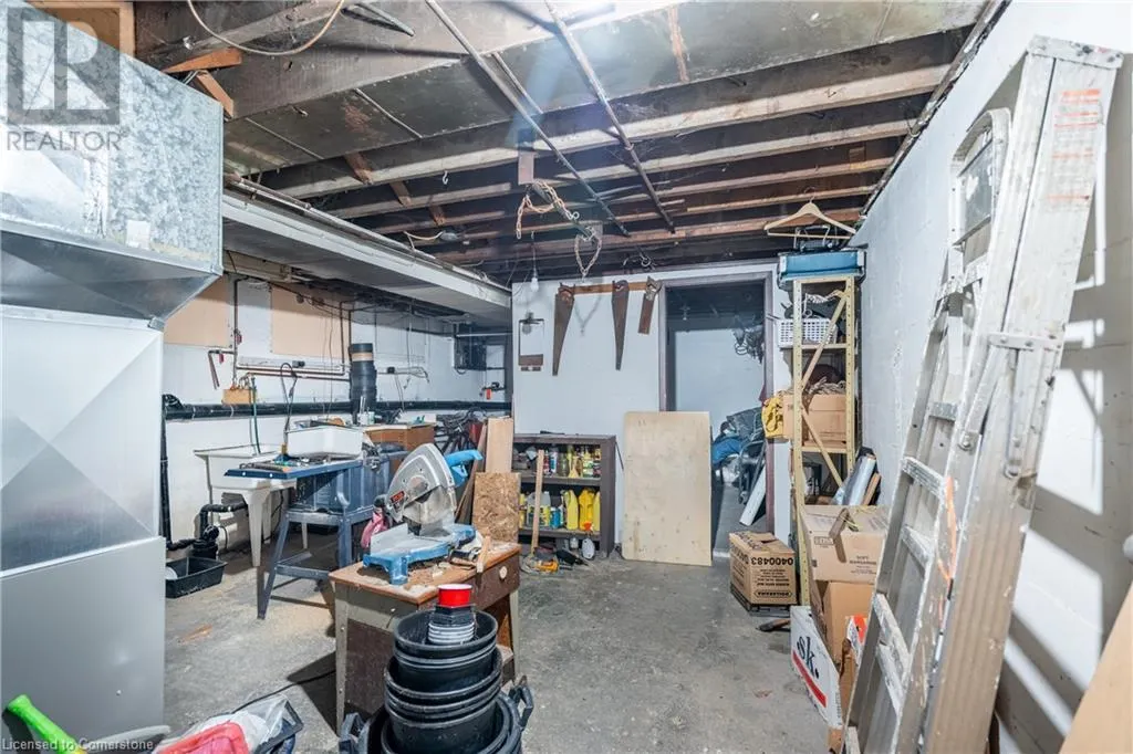 571 KING Street