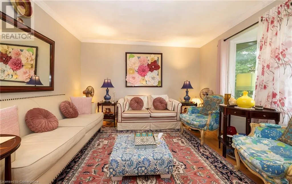 371 MEADOWBROOK Drive
