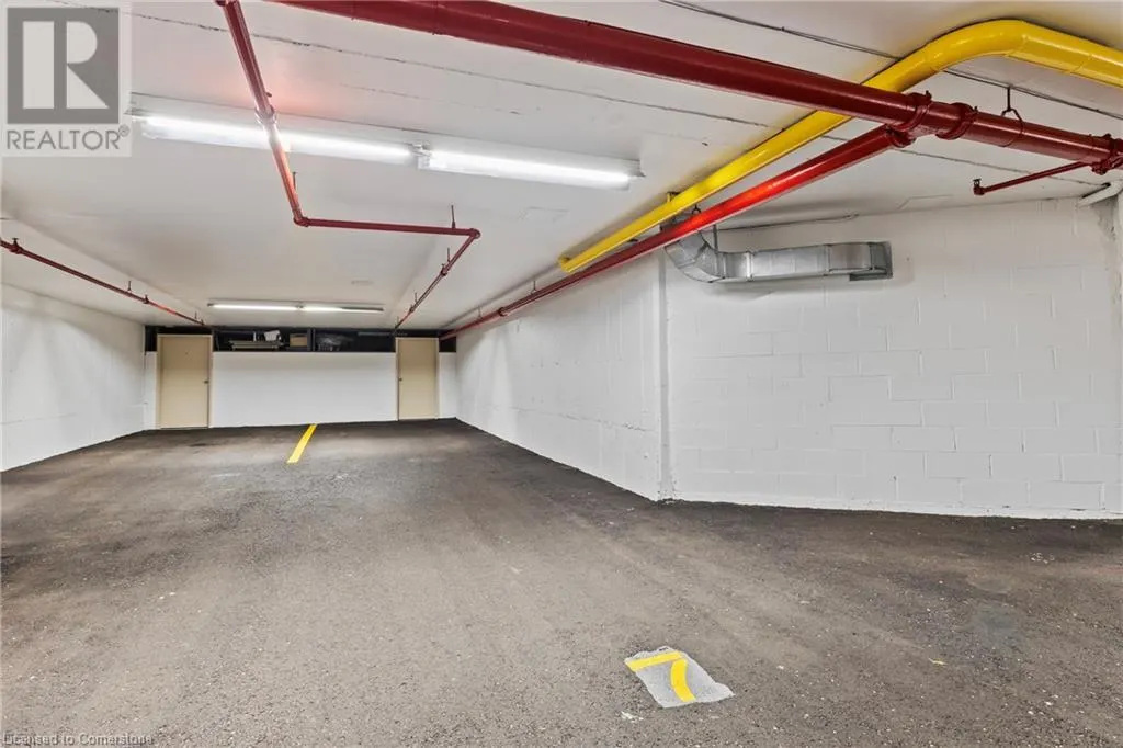 990 GOLF LINKS Road Unit# 301, #301