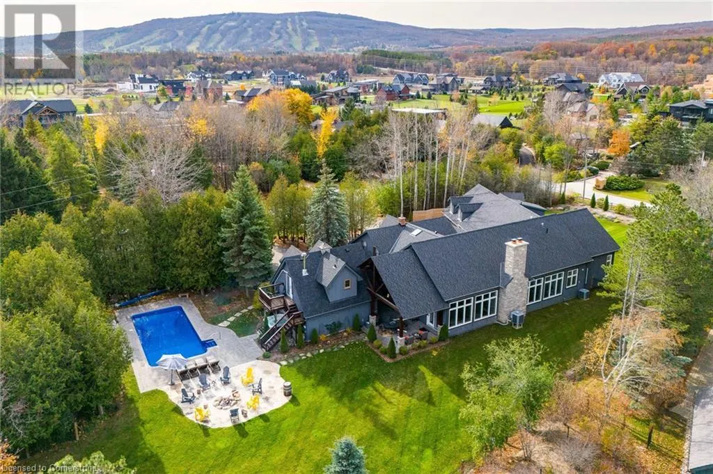 4 BUCKINGHAM Boulevard