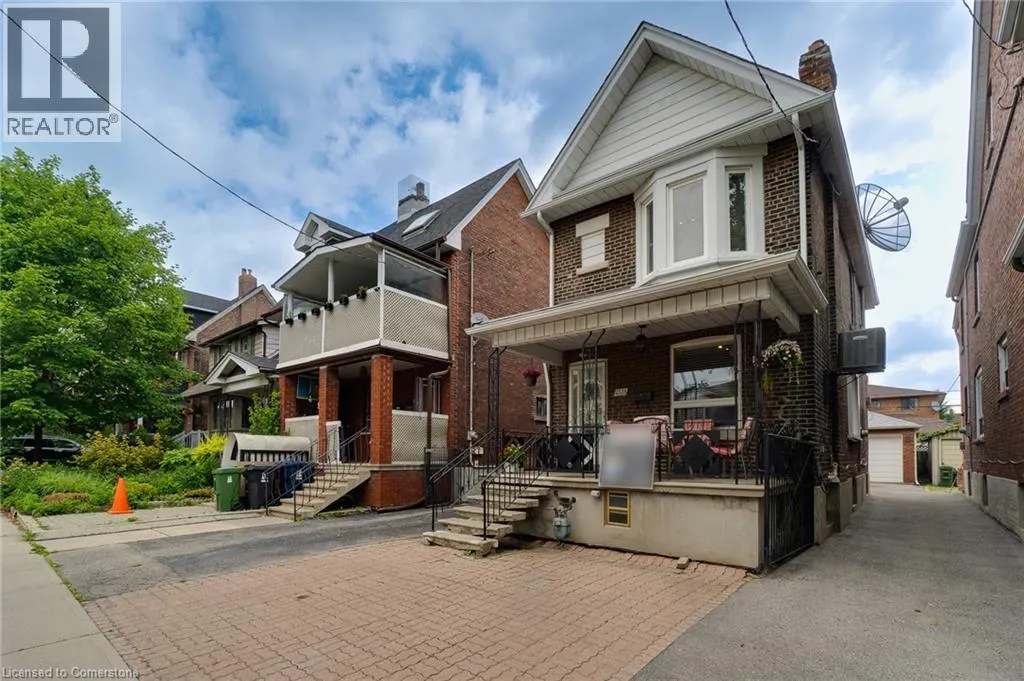 1315 LANSDOWNE Avenue