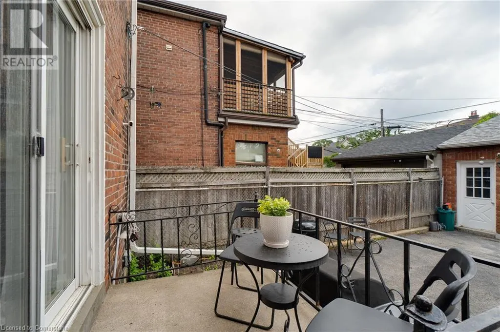 1315 LANSDOWNE Avenue