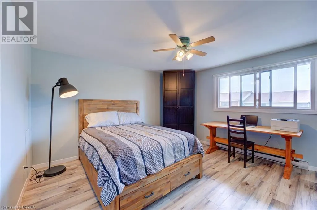 32 MONTCLAIR Crescent Unit# 16, #16