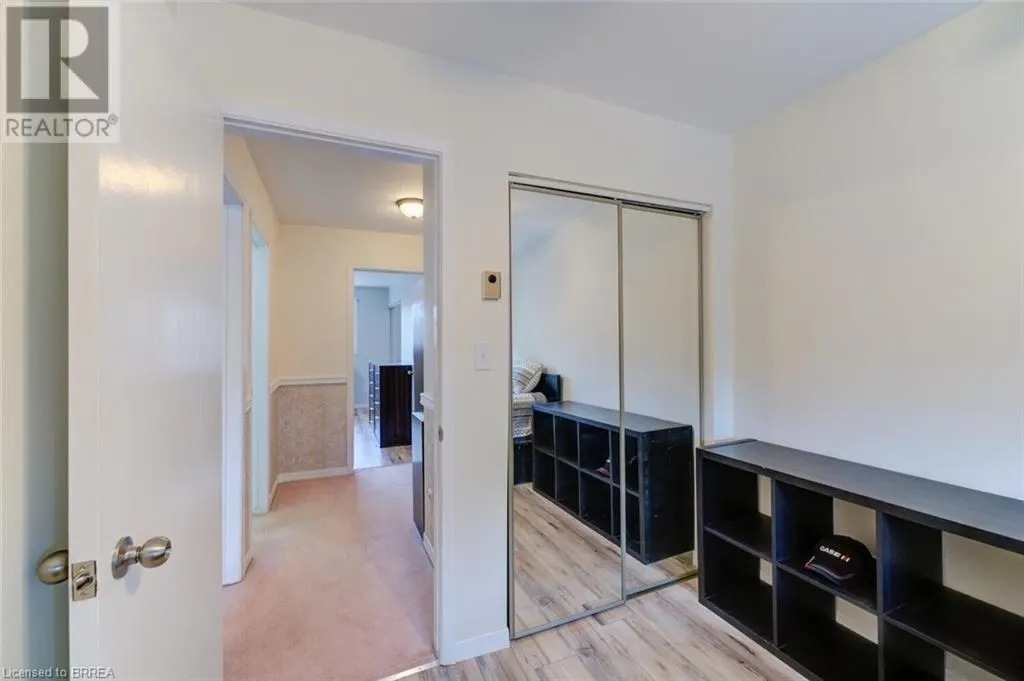 32 MONTCLAIR Crescent Unit# 16, #16
