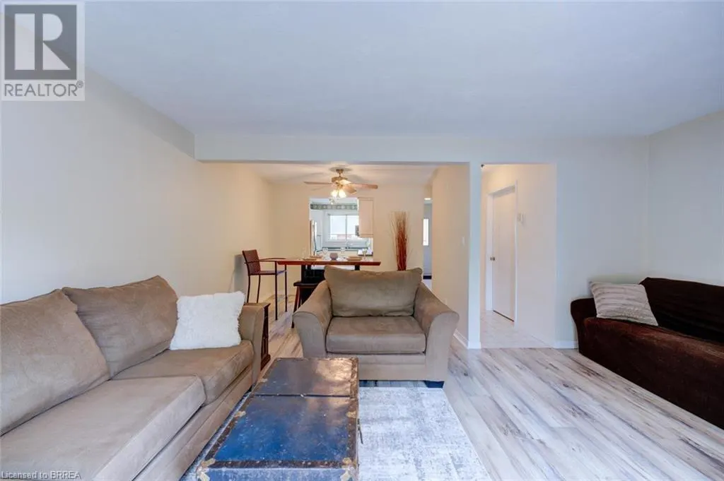 32 MONTCLAIR Crescent Unit# 16, #16
