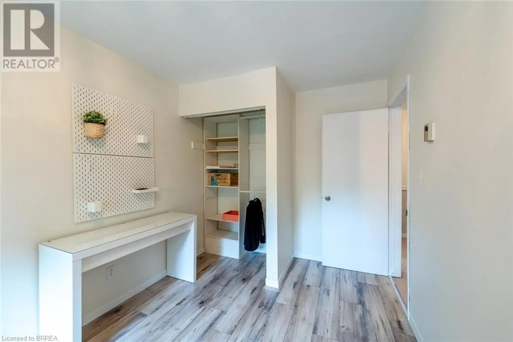 32 MONTCLAIR Crescent Unit# 16, #16