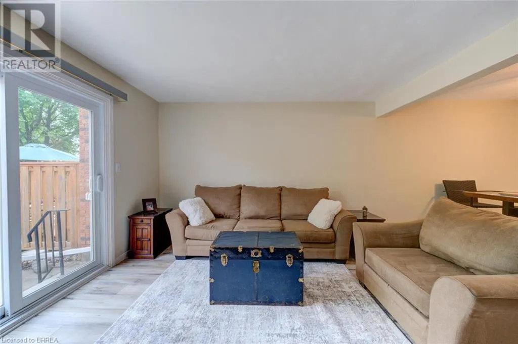 32 MONTCLAIR Crescent Unit# 16, #16