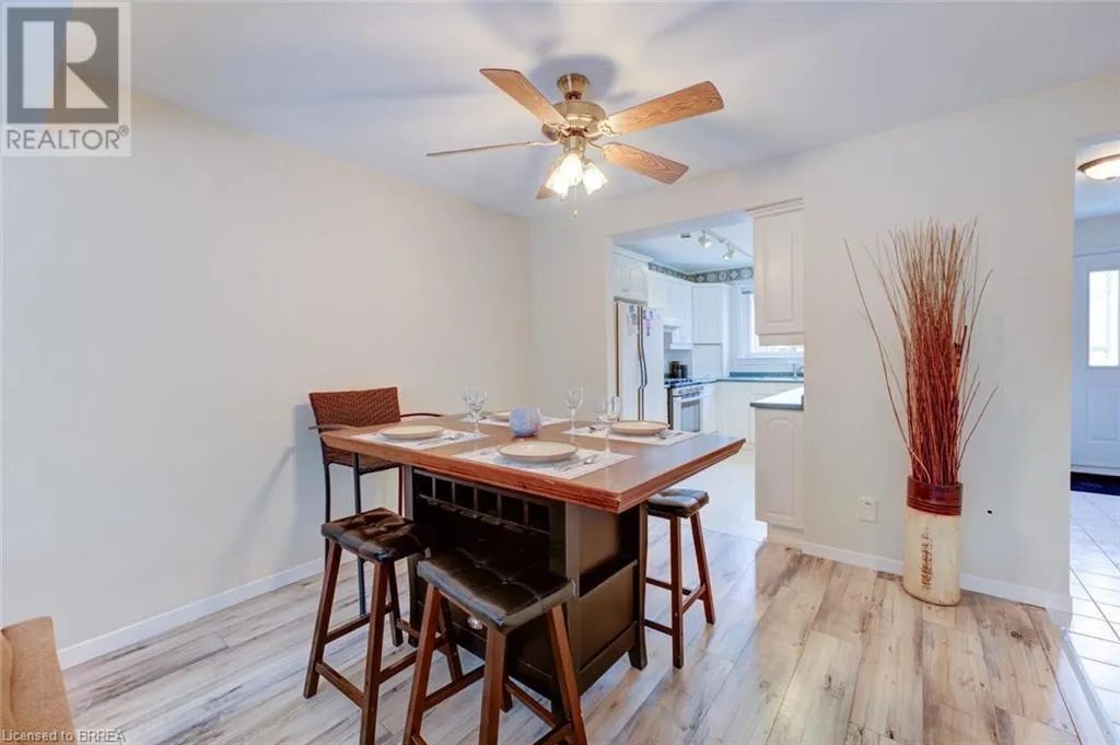 32 MONTCLAIR Crescent Unit# 16, #16