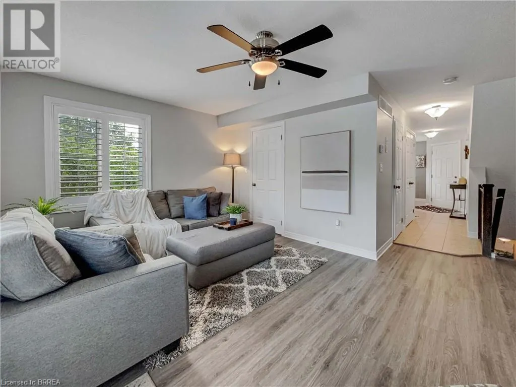 656 WOODLAWN Road E Unit# B, #B