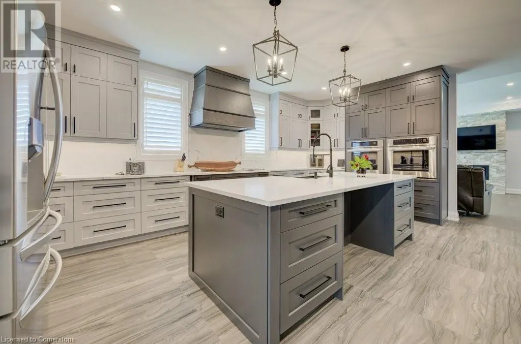 1211 WOODBURN Road