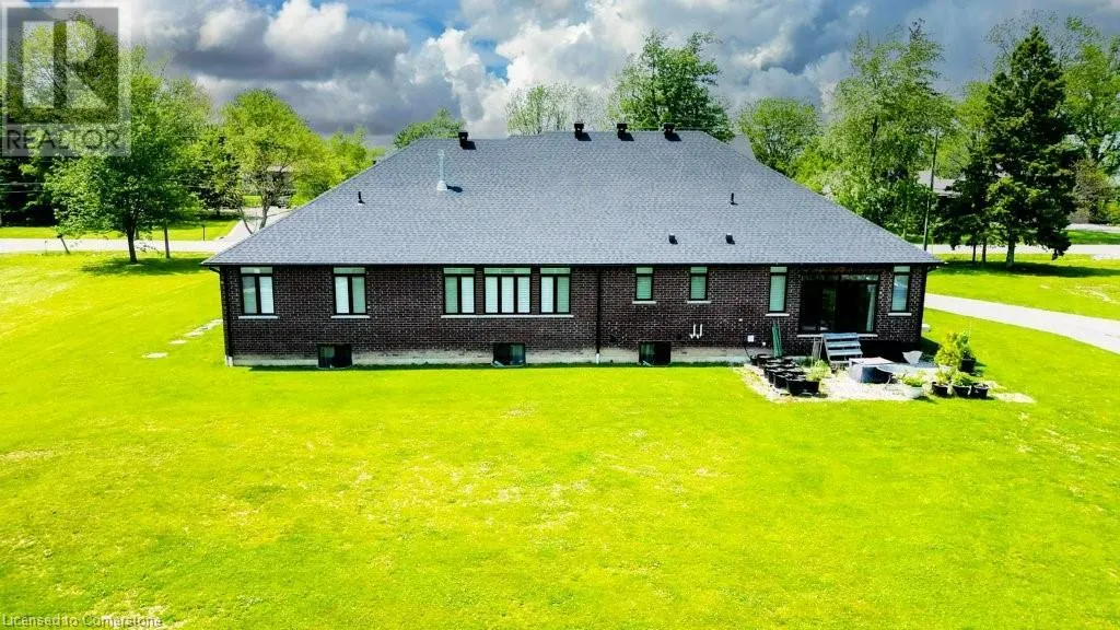 1211 WOODBURN Road
