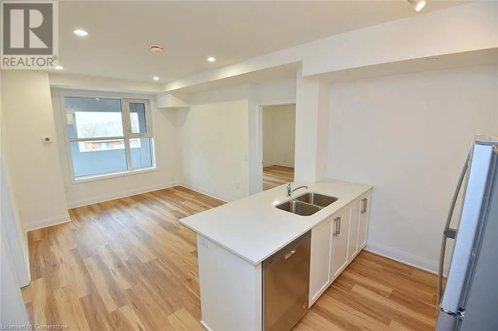 1936 RYMAL Road E Unit# 211, #211