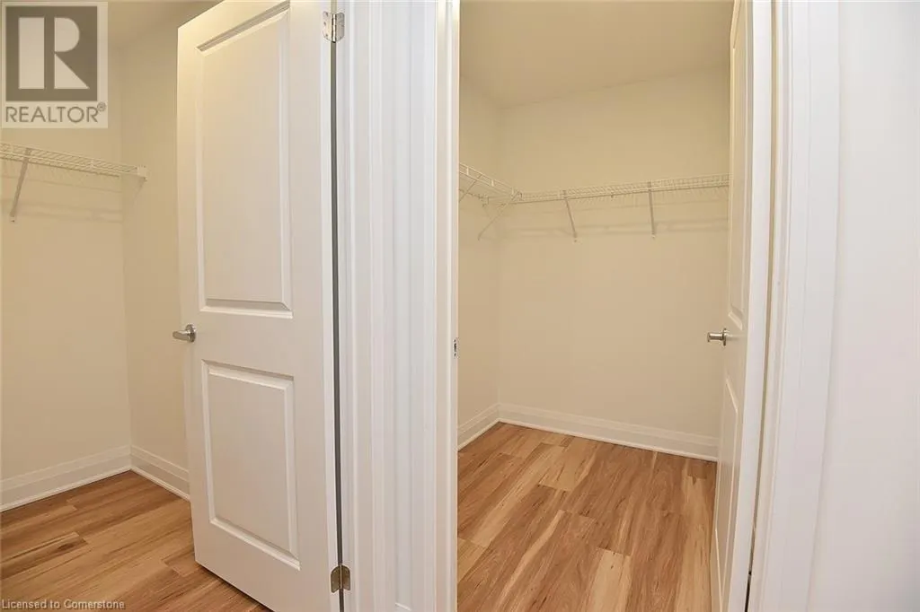1936 RYMAL Road E Unit# 422, #422