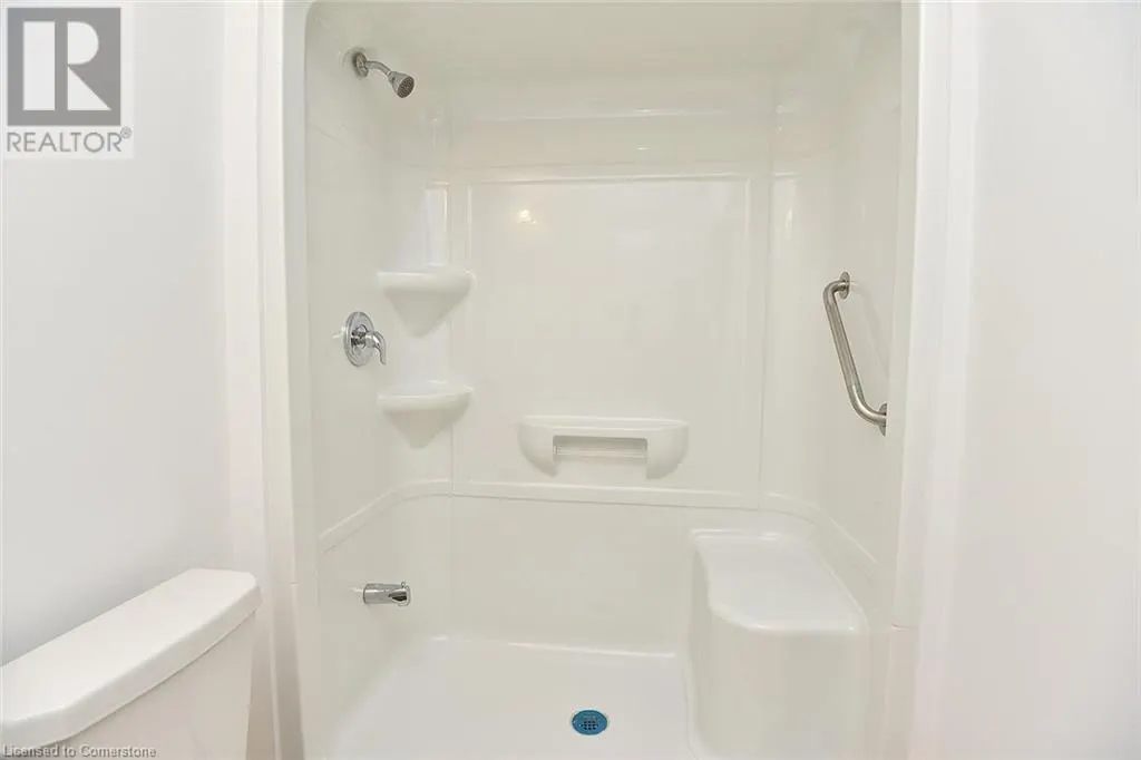 1936 RYMAL Road E Unit# 422, #422