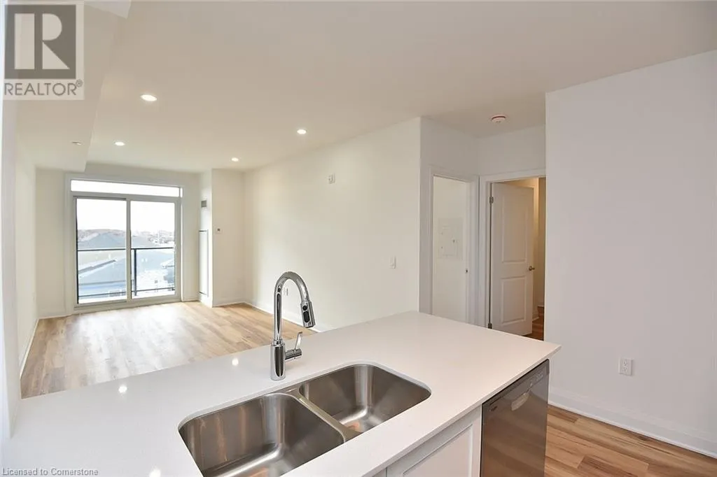 1936 RYMAL Road E Unit# 422, #422