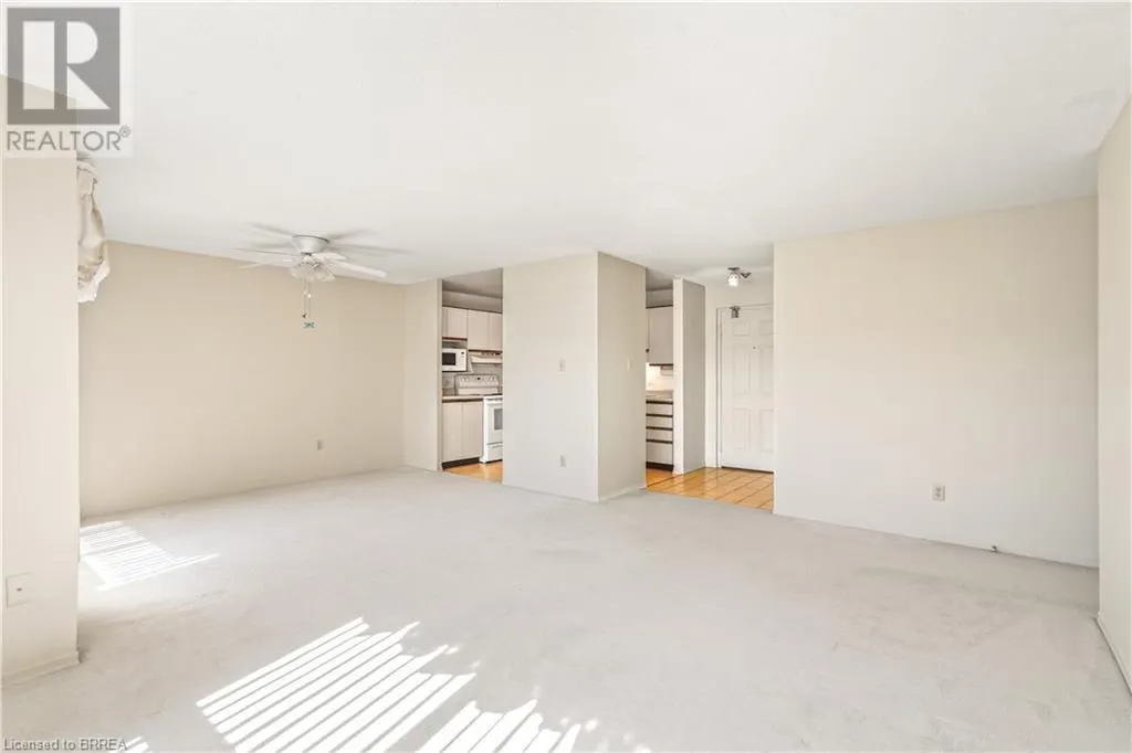 421 FAIRVIEW Drive Unit# 301, #301