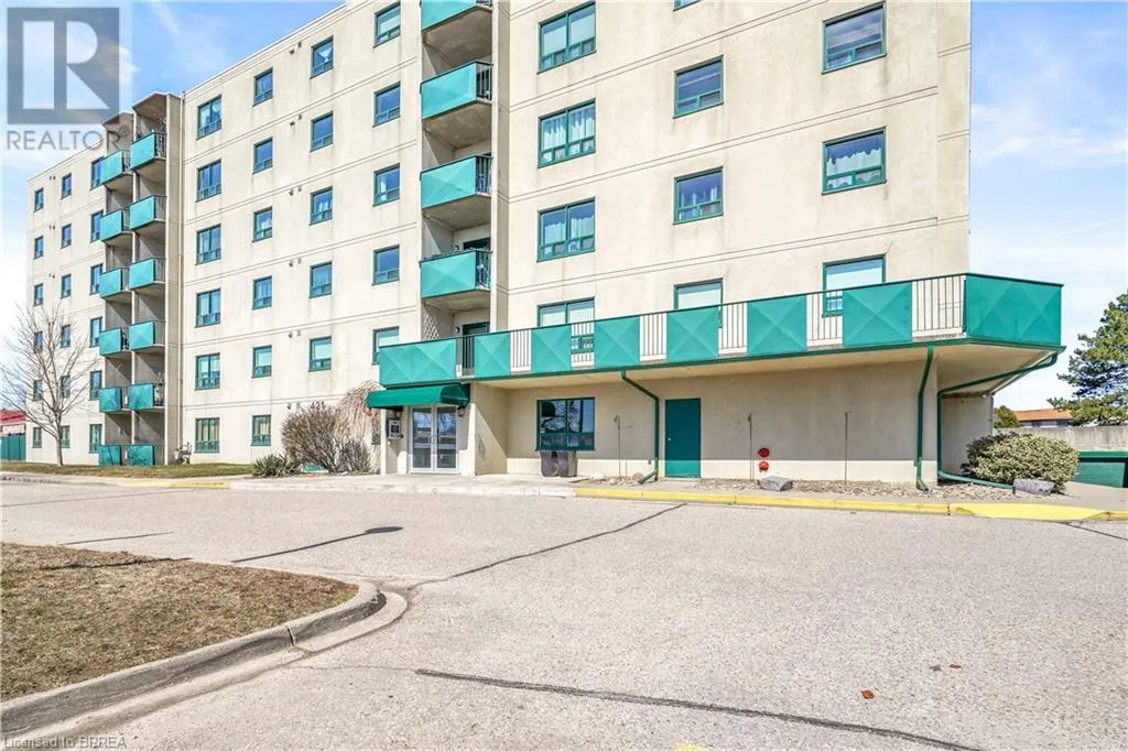 421 FAIRVIEW Drive Unit# 301, #301