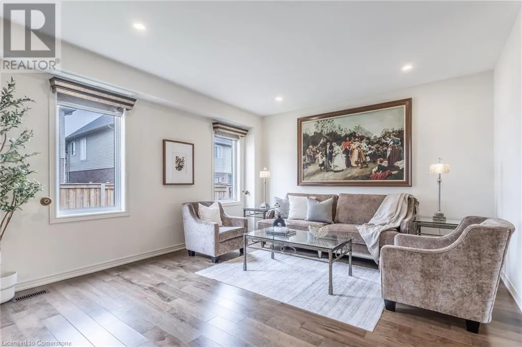 41 FOOTHILLS Lane