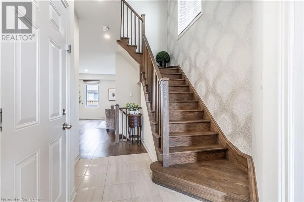 41 FOOTHILLS Lane
