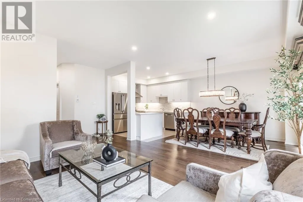 41 FOOTHILLS Lane